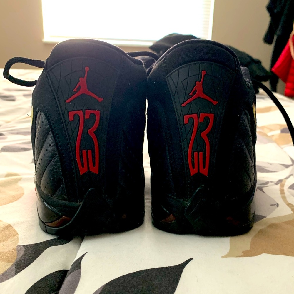 Jordan shoes. Used good condition. Mens 8